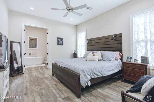 311 Benson Grove, Youngsville, LA 70592