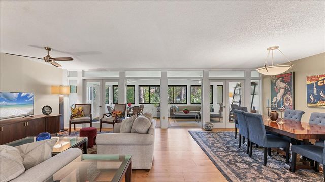 4957 CROSS CREEK ROAD 4957, Sarasota, FL 34231