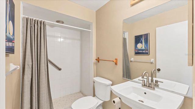 4957 CROSS CREEK ROAD 4957, Sarasota, FL 34231