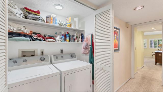 4957 CROSS CREEK ROAD 4957, Sarasota, FL 34231