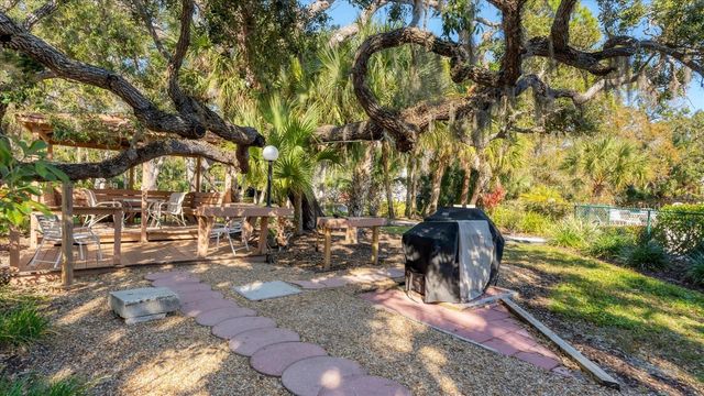 4957 CROSS CREEK ROAD 4957, Sarasota, FL 34231