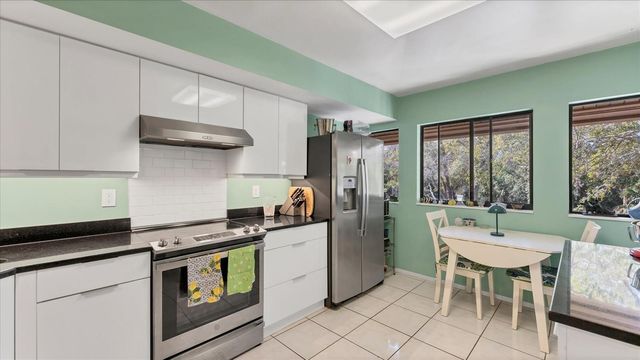 4957 CROSS CREEK ROAD 4957, Sarasota, FL 34231