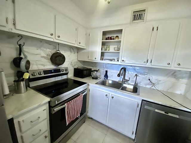 27 Richmond D, Deerfield Beach, FL 33442