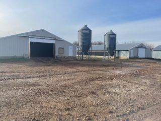 24677 Farm Road 1060, Seligman, MO 65745