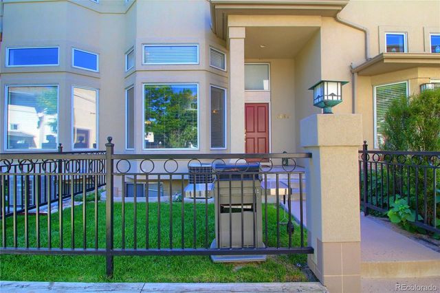 5062 E Cherry Creek South Drive, Denver, CO 80246