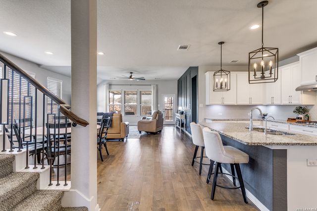 664 Colt, Schertz, TX 78154