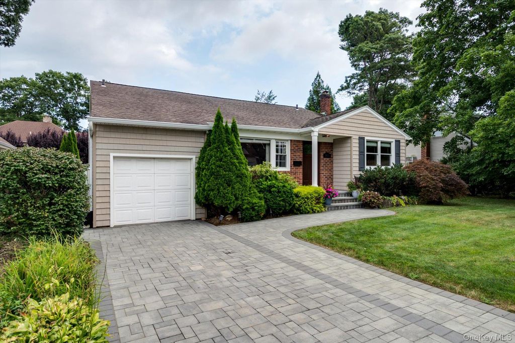1415 Gaston Street, Wantagh, NY 11793 — photo 2