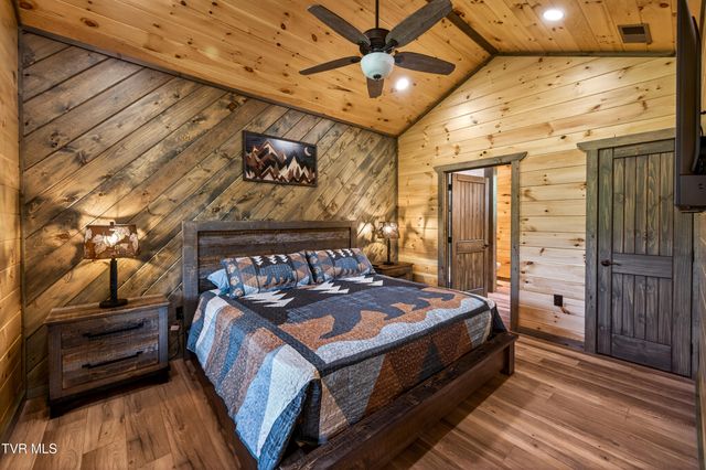 756 Ski View Lane, Sevierville, TN 37876