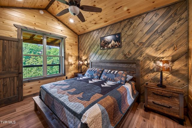 756 Ski View Lane, Sevierville, TN 37876