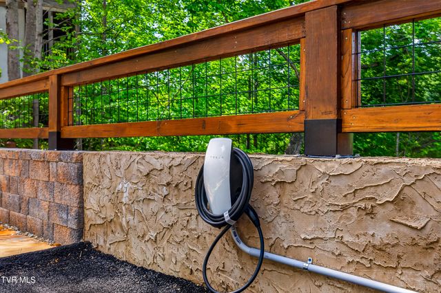 756 Ski View Lane, Sevierville, TN 37876