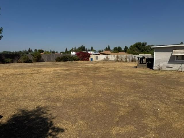 3449 N Brawley Avenue, Fresno, CA 93722
