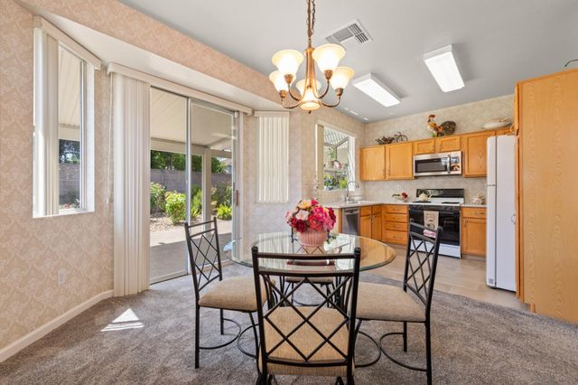 5137 Dreamgarden Loop, Roseville, CA 95747