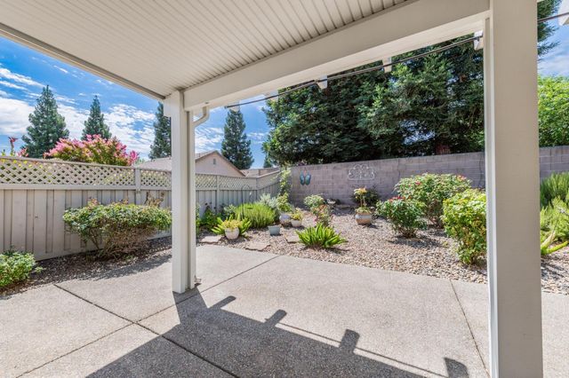 5137 Dreamgarden Loop, Roseville, CA 95747