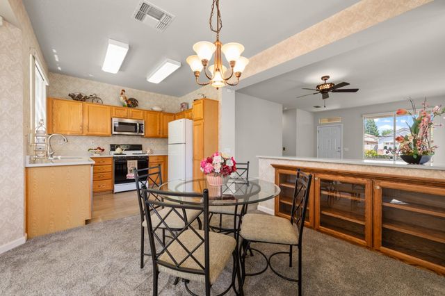 5137 Dreamgarden Loop, Roseville, CA 95747