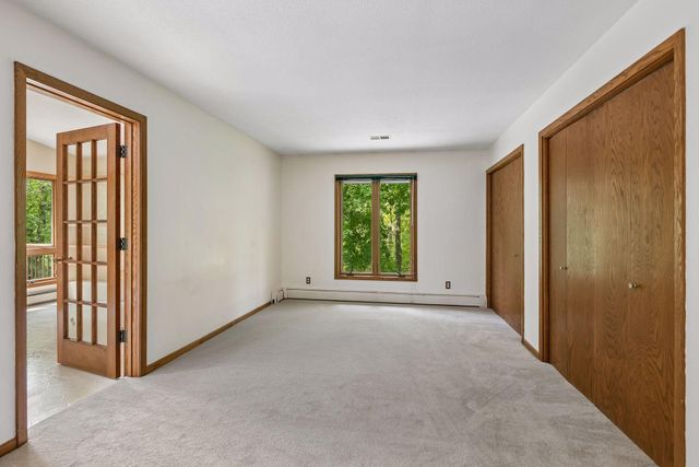 34 N Oaks Road, North Oaks, MN 55127