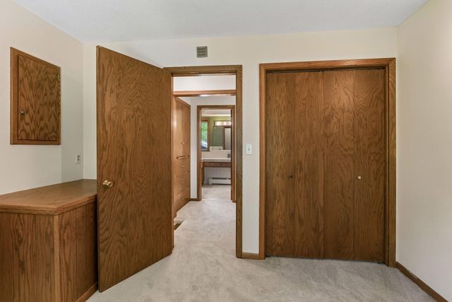 34 N Oaks Road, North Oaks, MN 55127