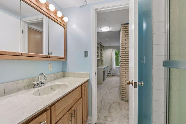 34 N Oaks Road, North Oaks, MN 55127