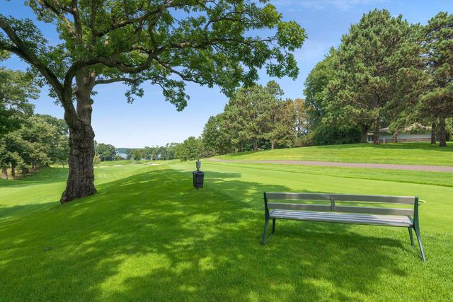 34 N Oaks Road, North Oaks, MN 55127