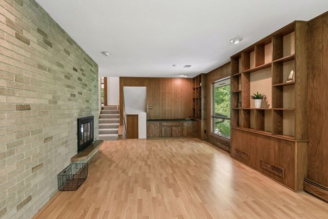 34 N Oaks Road, North Oaks, MN 55127
