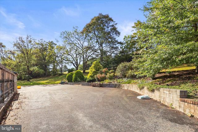 810 COPENHAFFER RD, York, PA 17404