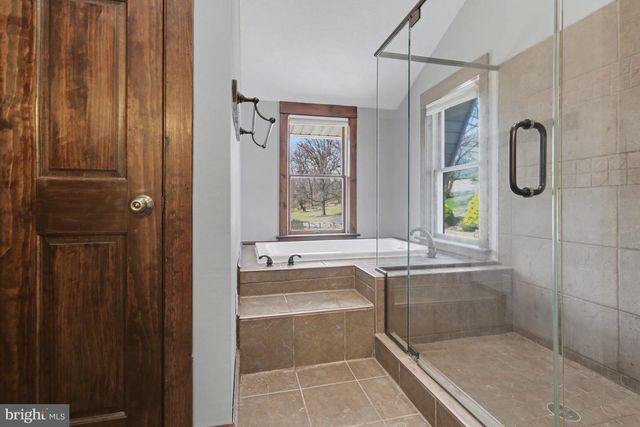 810 COPENHAFFER RD, York, PA 17404