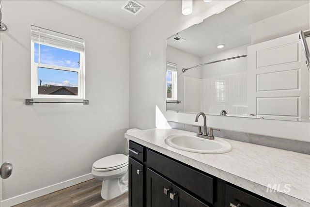 2909 N Mountain Lake Ave, Star, ID 83669