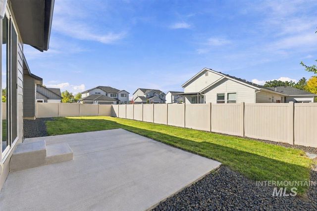 2909 N Mountain Lake Ave, Star, ID 83669