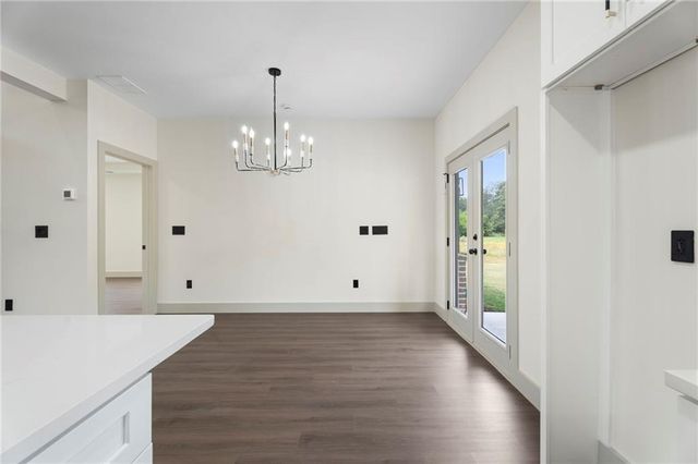 54 Higgins, Locust Grove, GA 30248
