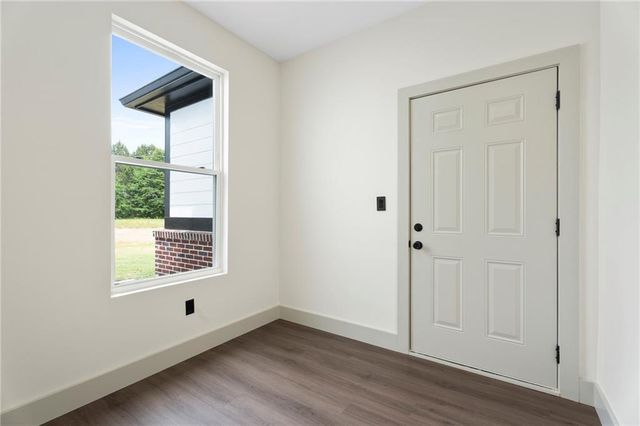 54 Higgins, Locust Grove, GA 30248