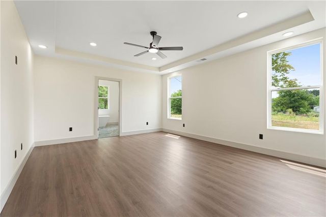 54 Higgins, Locust Grove, GA 30248
