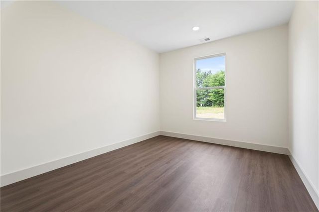 54 Higgins, Locust Grove, GA 30248