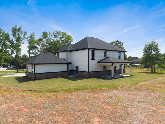 54 Higgins, Locust Grove, GA 30248