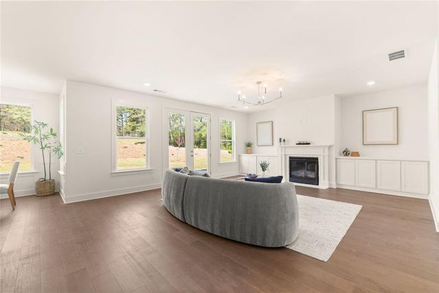 8290 Creekside Overlook Drive, Gainesville, GA 30506