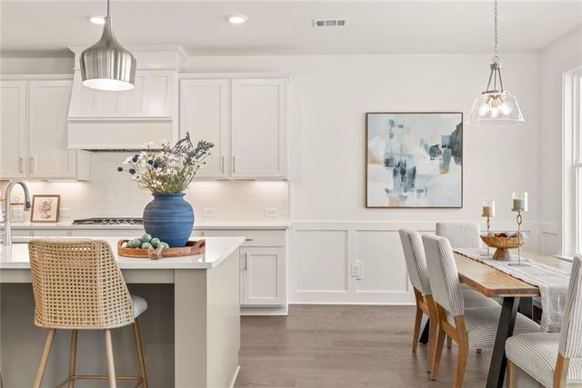 8290 Creekside Overlook Drive, Gainesville, GA 30506