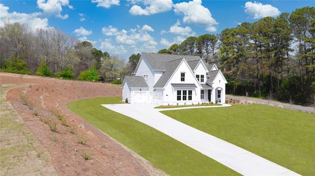 8290 Creekside Overlook Drive, Gainesville, GA 30506