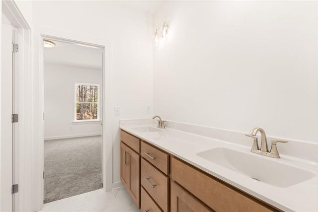 8290 Creekside Overlook Drive, Gainesville, GA 30506