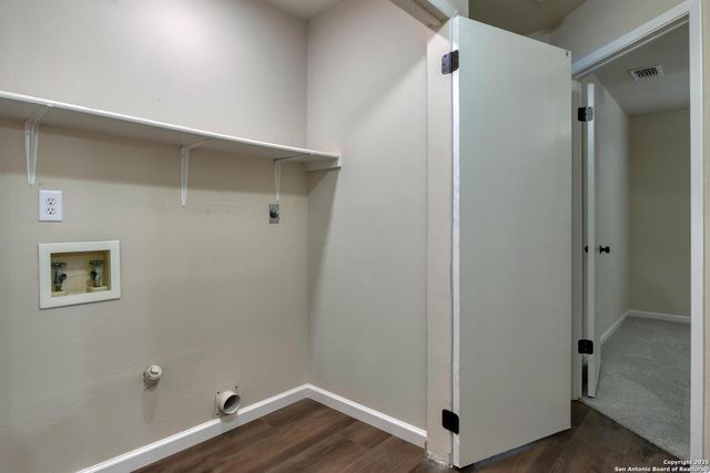 6818 Misty Field, Converse, TX 78109