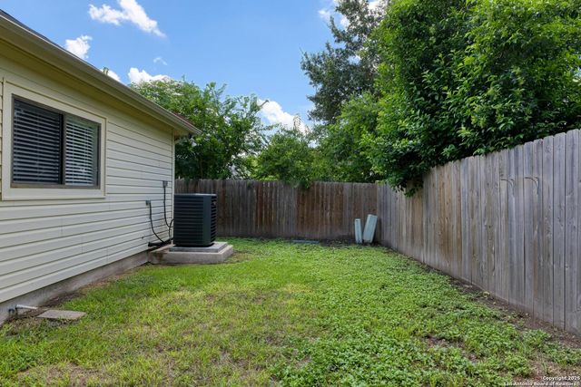 6818 Misty Field, Converse, TX 78109