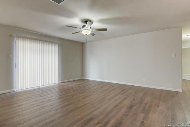 6818 Misty Field, Converse, TX 78109