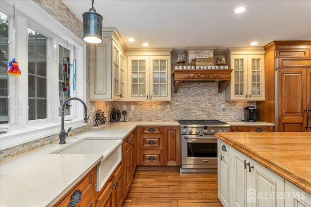960 Glenwood Avenue, Plainfield, NJ 07060