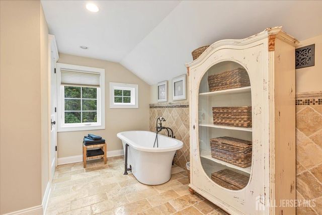 960 Glenwood Avenue, Plainfield, NJ 07060