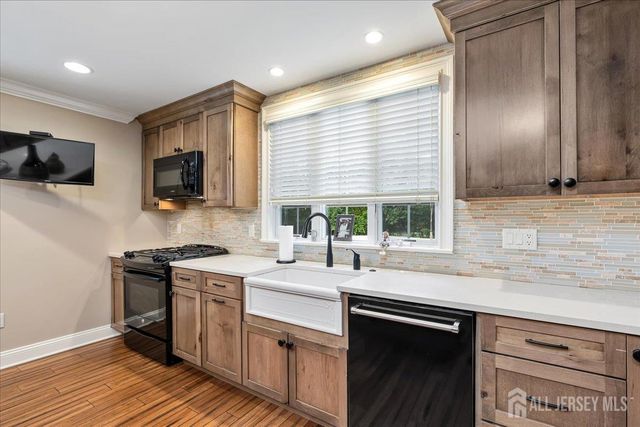 960 Glenwood Avenue, Plainfield, NJ 07060