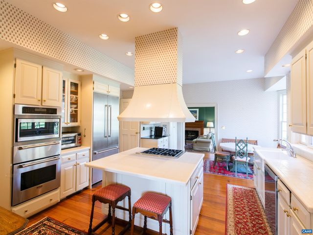 268 SPRINGDALE DR, Keswick, VA 22947