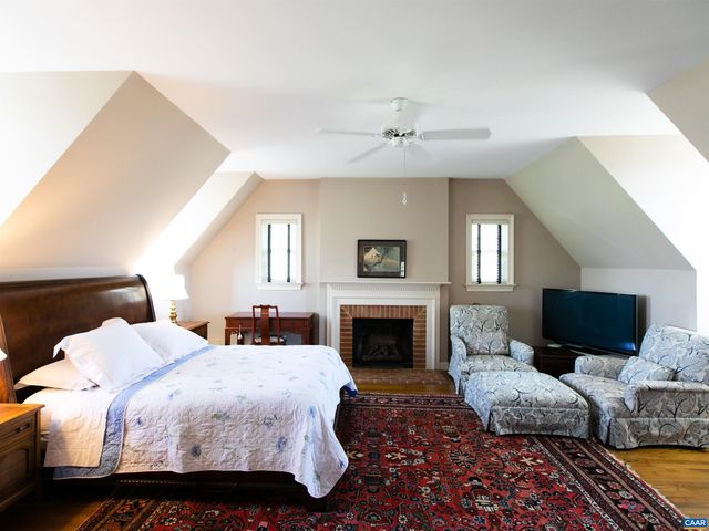 268 SPRINGDALE DR, Keswick, VA 22947