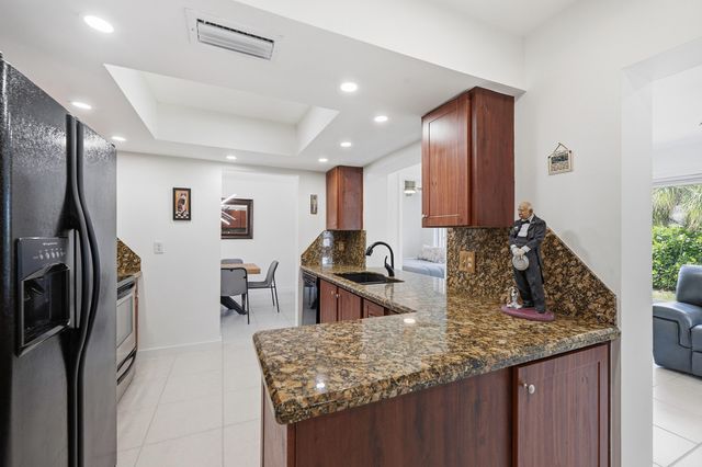 1125 N Rock Island Road, Margate, FL 33063