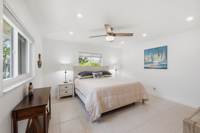 1125 N Rock Island Road, Margate, FL 33063