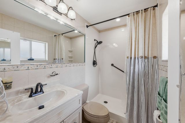 1125 N Rock Island Road, Margate, FL 33063