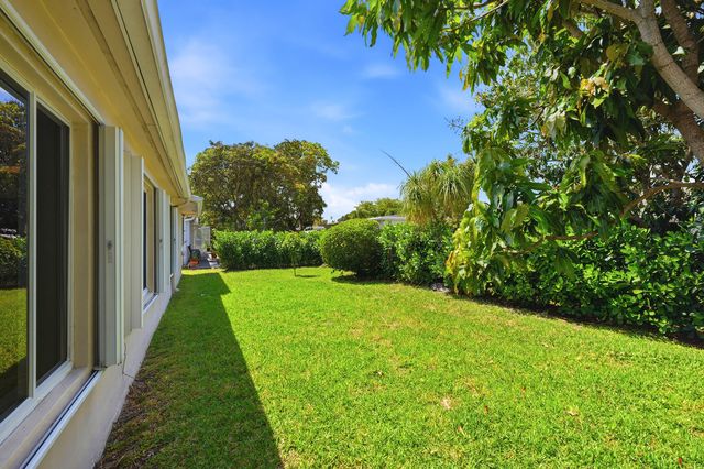 1125 N Rock Island Road, Margate, FL 33063