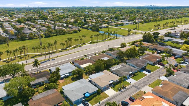 1125 N Rock Island Road, Margate, FL 33063