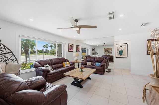 1125 N Rock Island Road, Margate, FL 33063